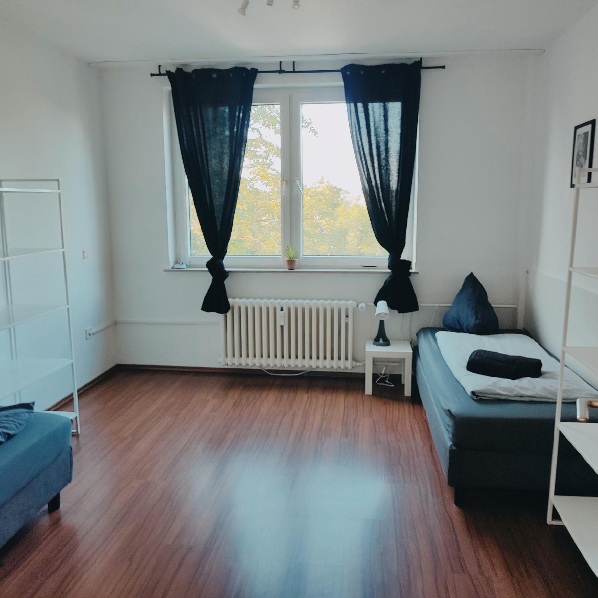 Ferienwohnung Monteurwohnung Messewohnung Duisburg Sued Grenze Duesseldorf 6 Personen Luaran gambar