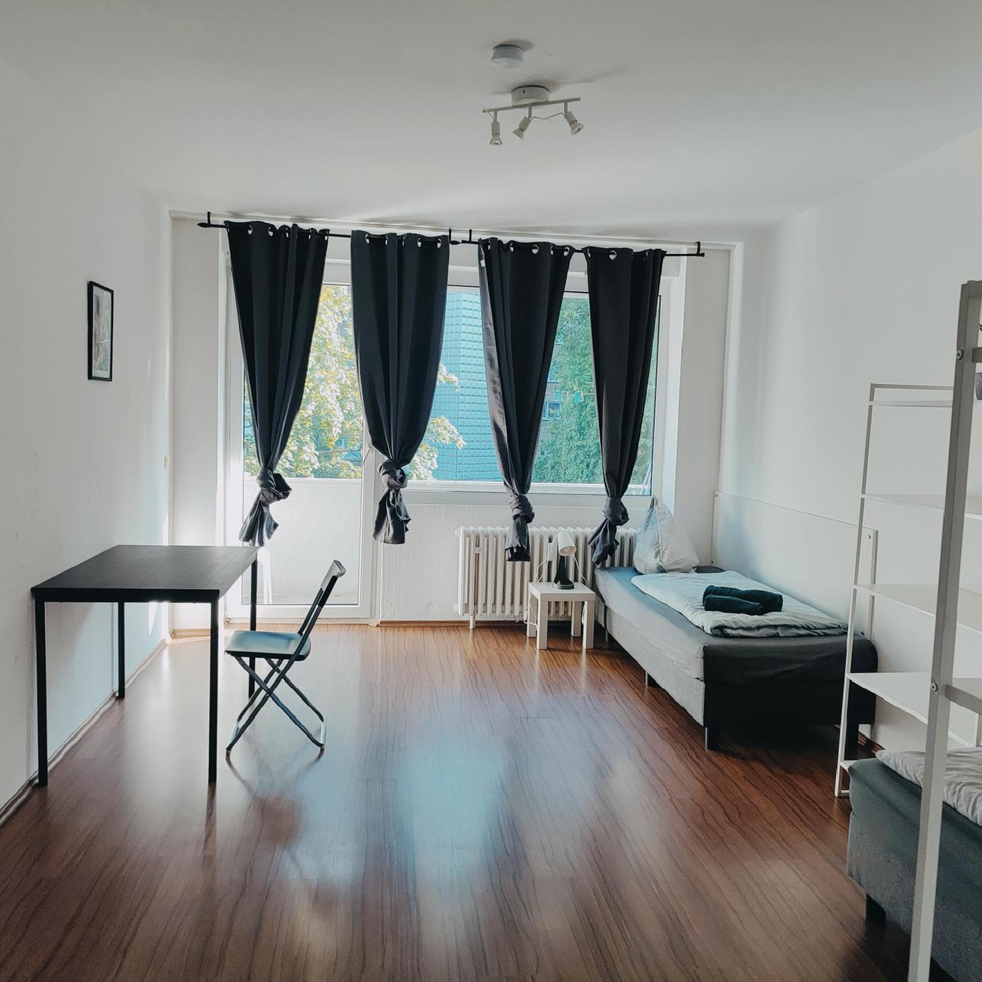 Ferienwohnung Monteurwohnung Messewohnung Duisburg Sued Grenze Duesseldorf 6 Personen Luaran gambar